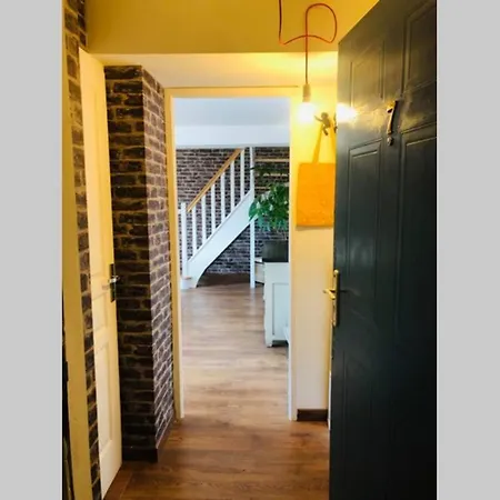 Apartment Duplex Deux - Emplacement Ideal- *